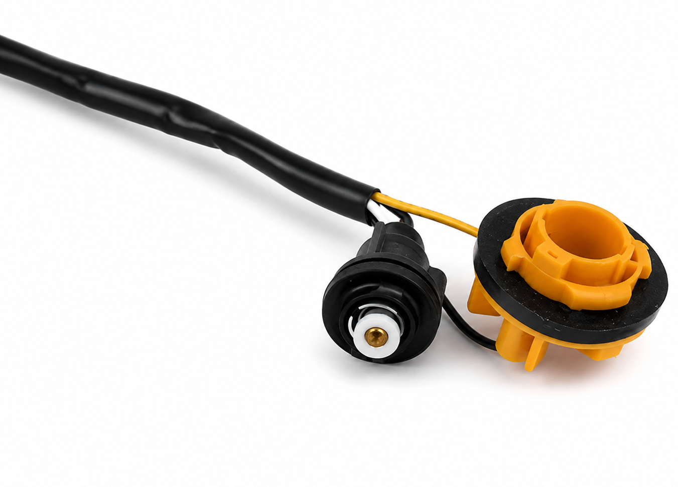 Connecteur femelle jaune + petite douille de lampe en gros plan